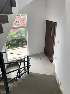 Commercial Building for Rent in Colombo 08 (A2735)