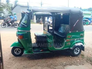Bajaj RE 2012