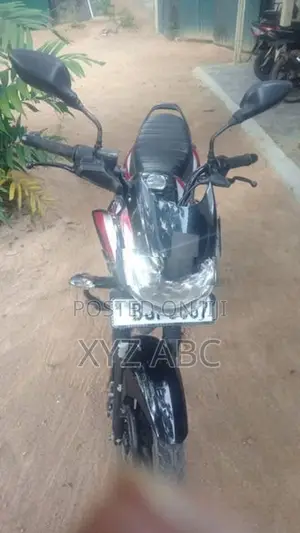 Bajaj Discover 125 2023