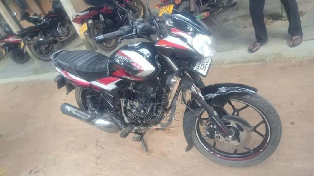 Bajaj Discover 125 2023