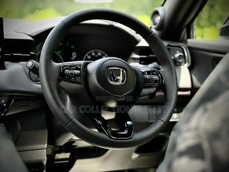 Honda Vezel RS 2025