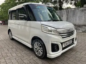 Suzuki Spacia Custom 2015