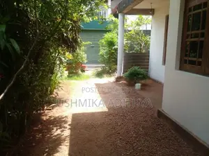 Land with Unfinished House Sale in Pepiliyana