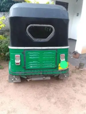 Bajaj RE 2014