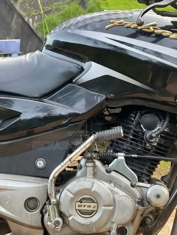 Bajaj Pulsar 150 2012