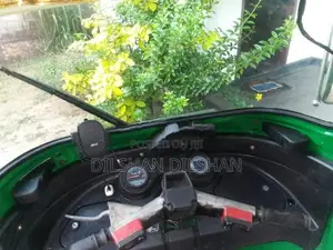 Bajaj RE 2014