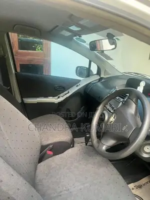 Toyota Vitz 2009