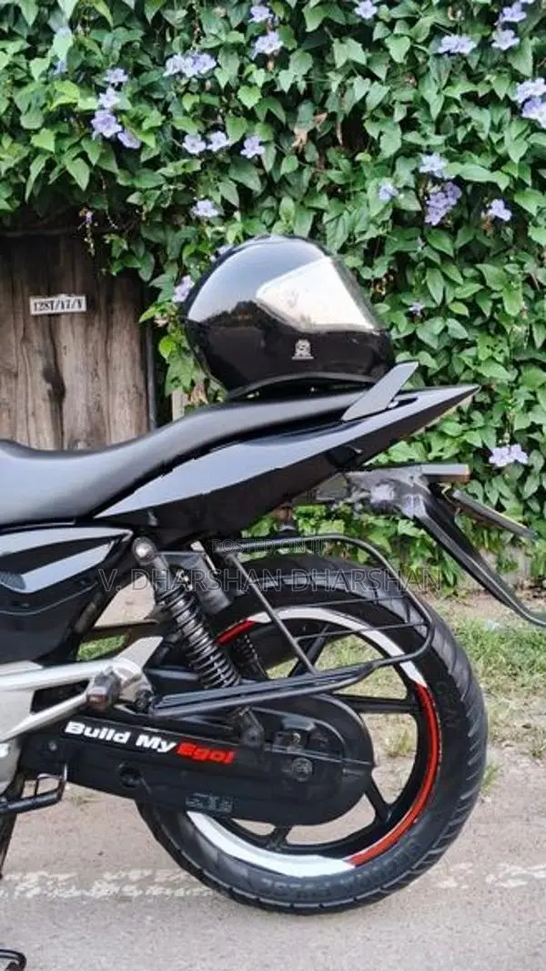 Bajaj Pulsar 150 2013