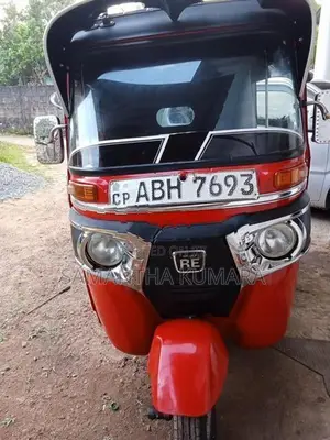 Bajaj RE 4 Stroke 2016
