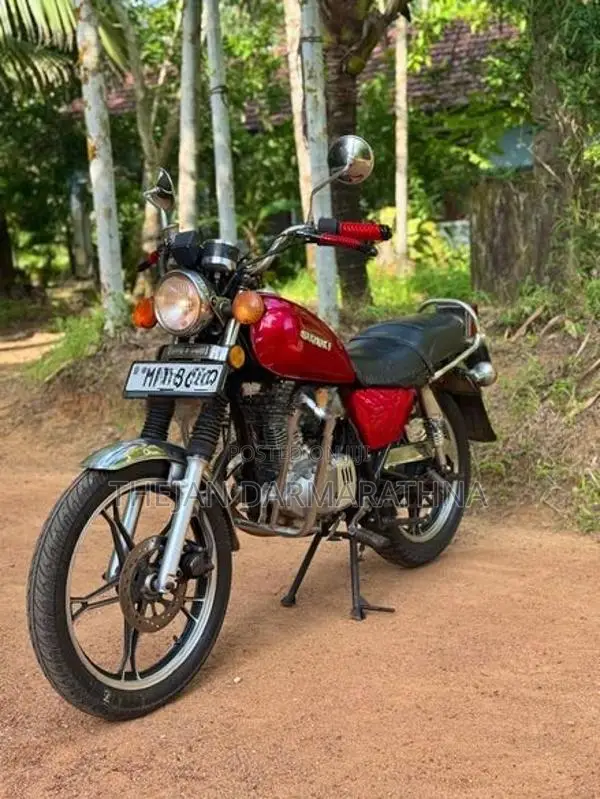 Suzuki GN 125 2001