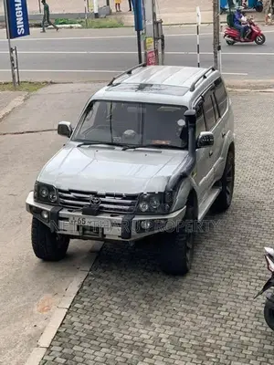 Toyota Land Cruiser Prado TZ 1998