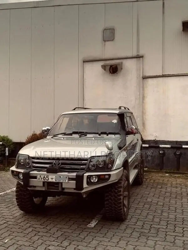 Toyota Land Cruiser Prado TZ 1998