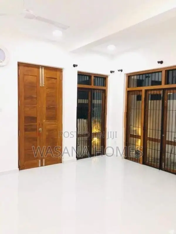 Super House for sale Piliyandala