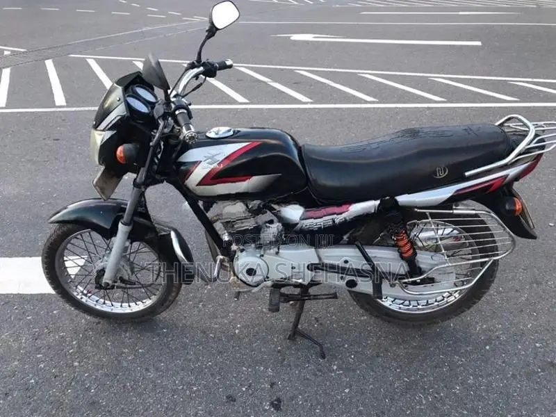 Bajaj CT100 2014