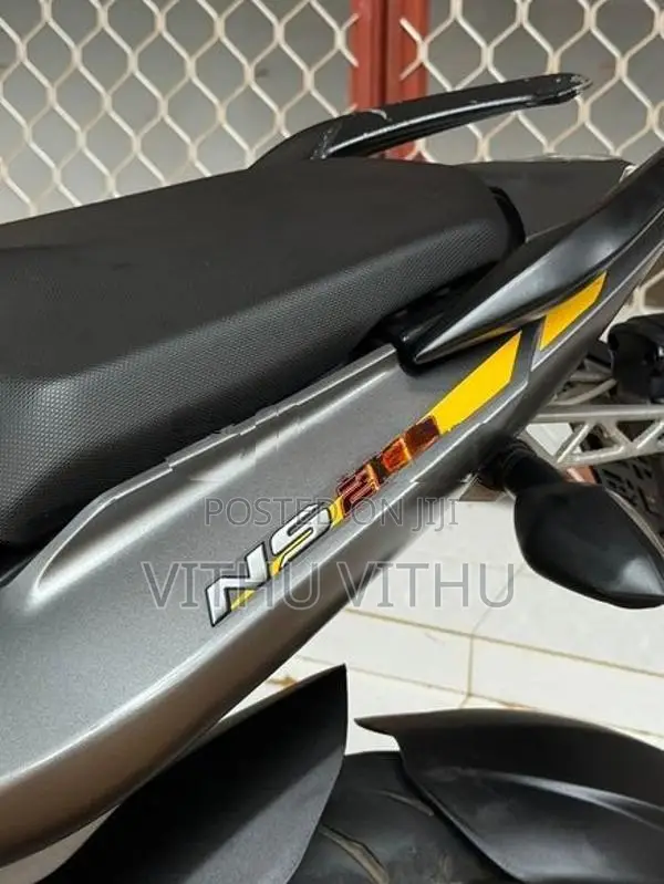 Bajaj Pulsar NS200 2018
