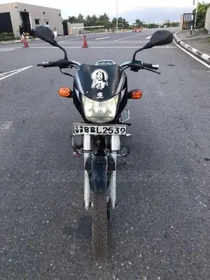 Bajaj CT100 2014