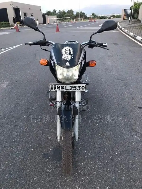 Bajaj CT100 2014