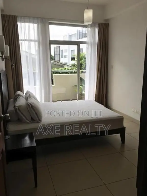 Spacious 2 Bed Apartment For Rent (Private Complex)Colombo 05
