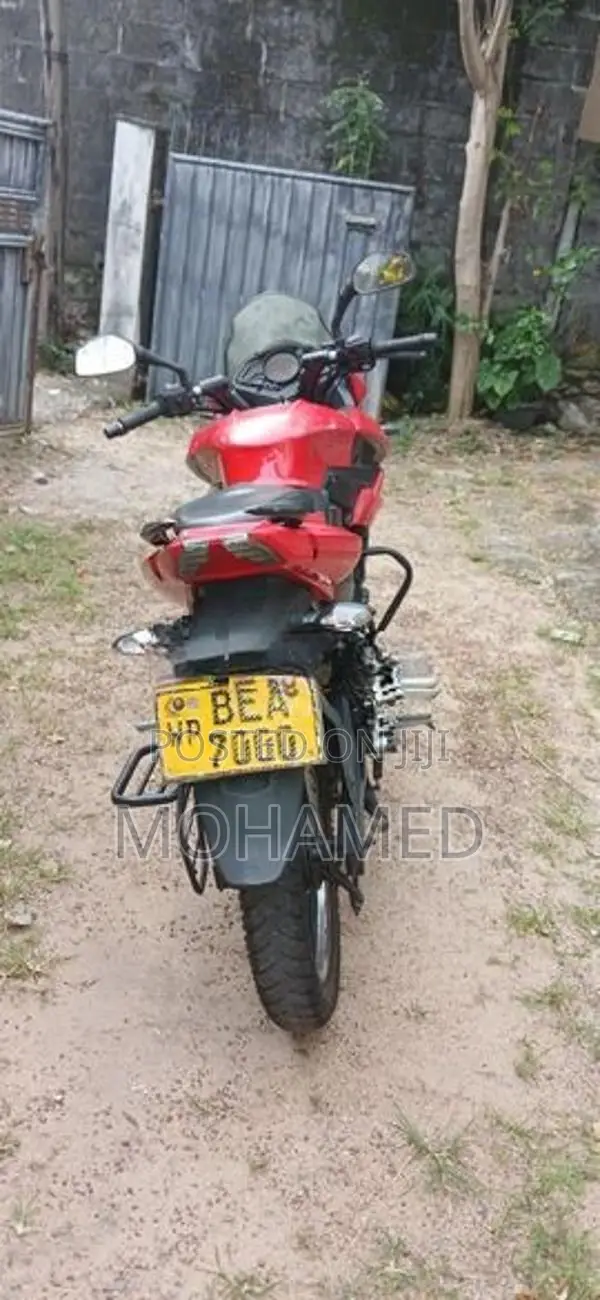 Bajaj Pulsar AS 150 2016