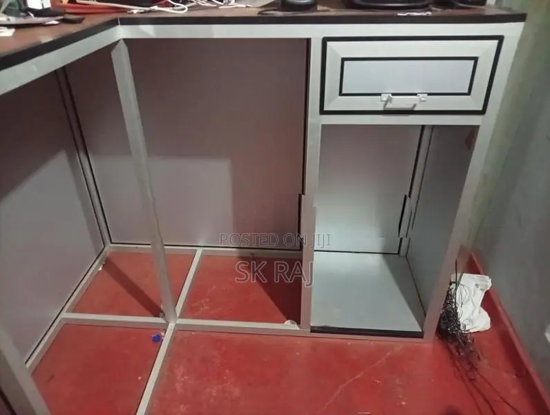 Bill Counter Table