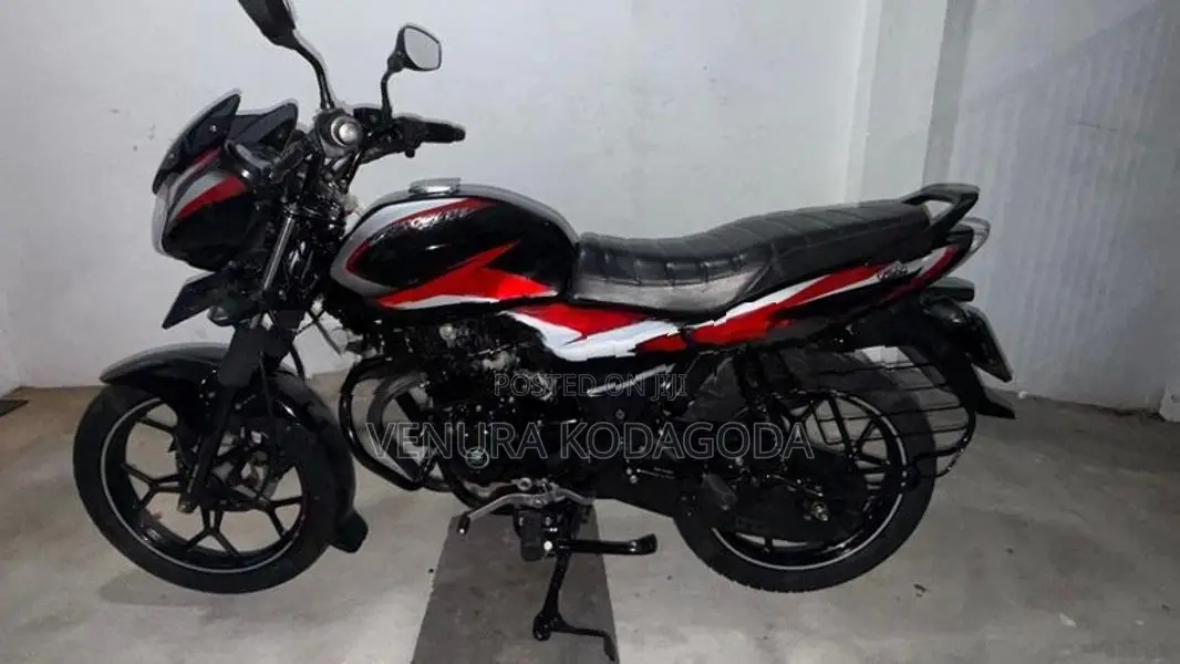 Bajaj Discover 2024