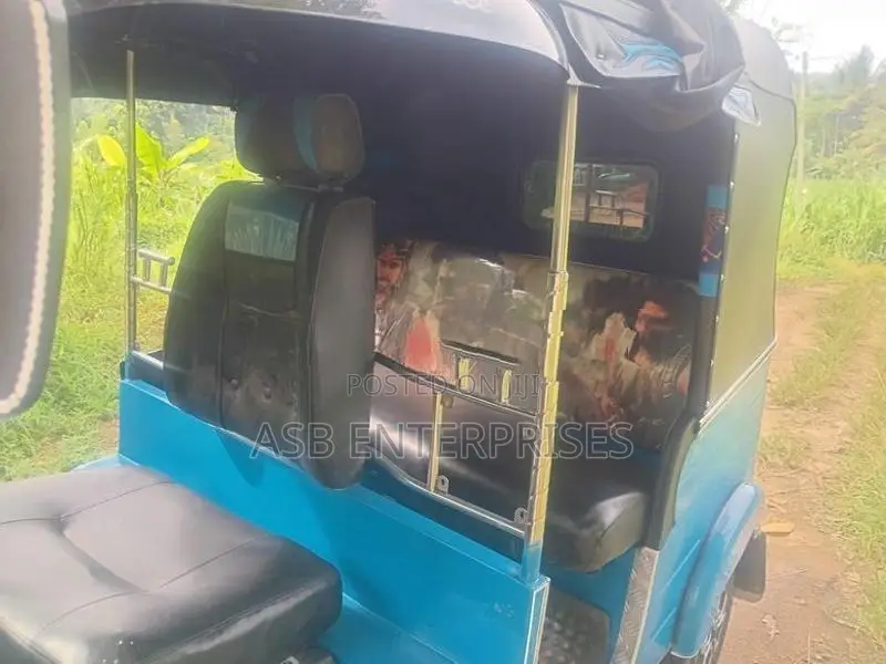 Bajaj RE Three Wheeler 2012