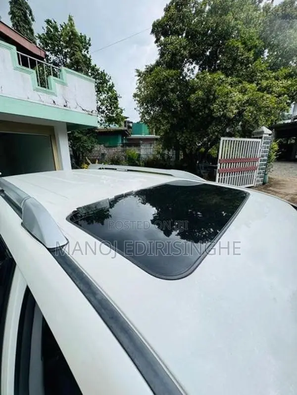 Toyota Land Cruiser Prado TRJ 150 2010