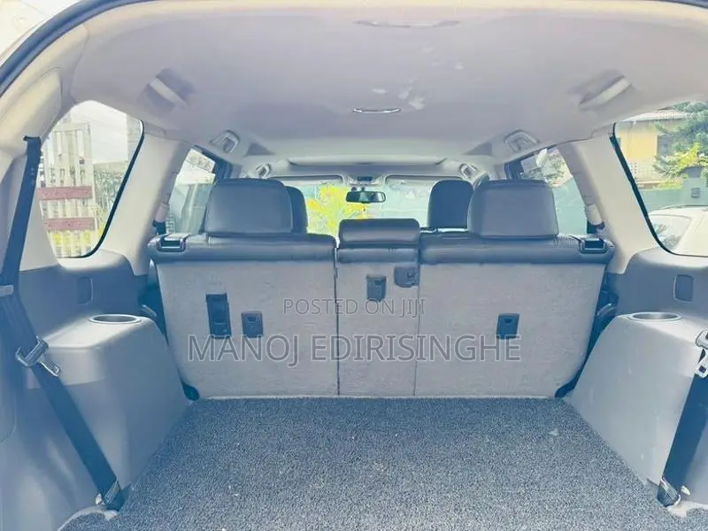 Toyota Land Cruiser Prado TRJ 150 2010