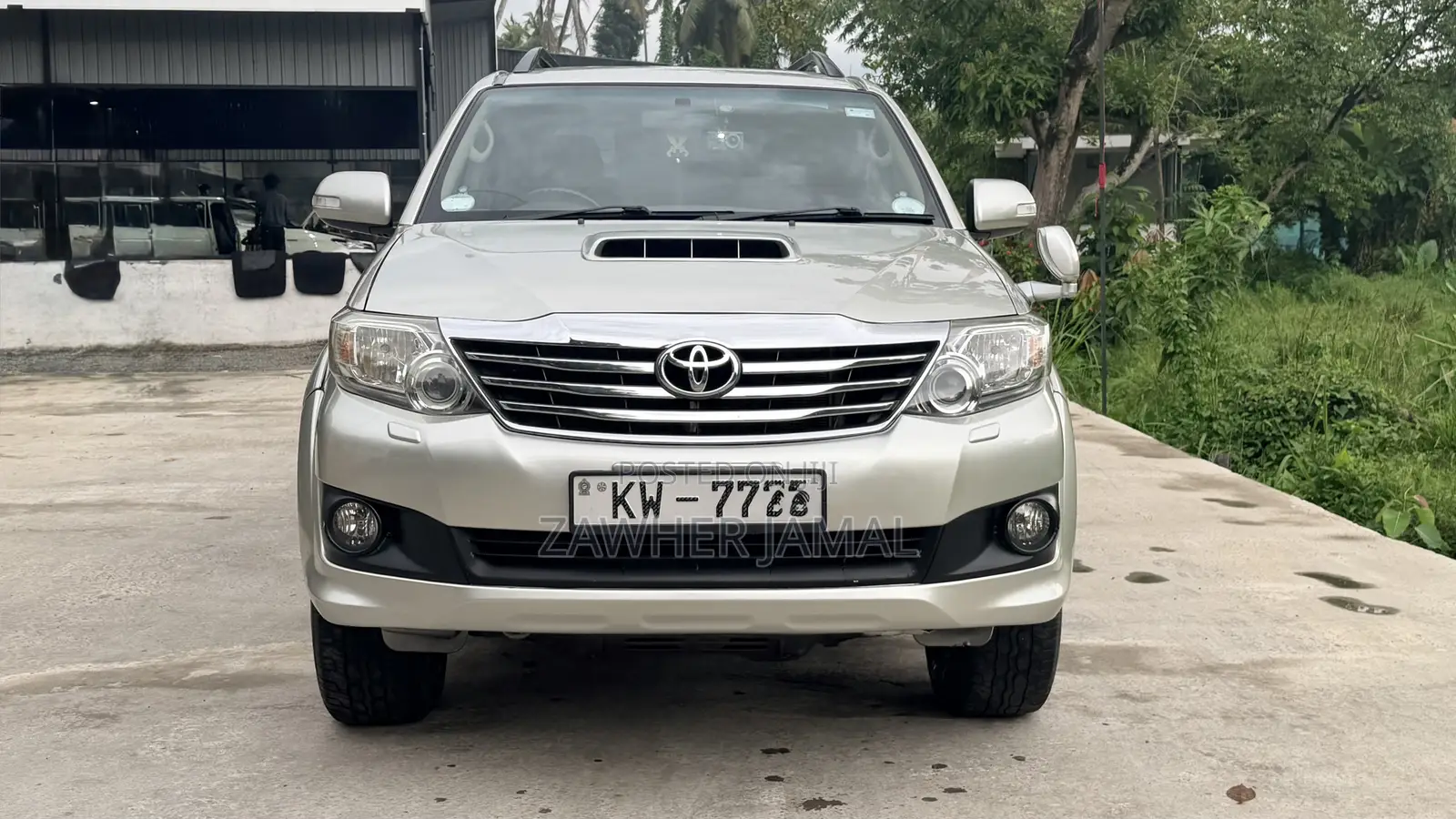 Toyota Fortuner 2013 Silver