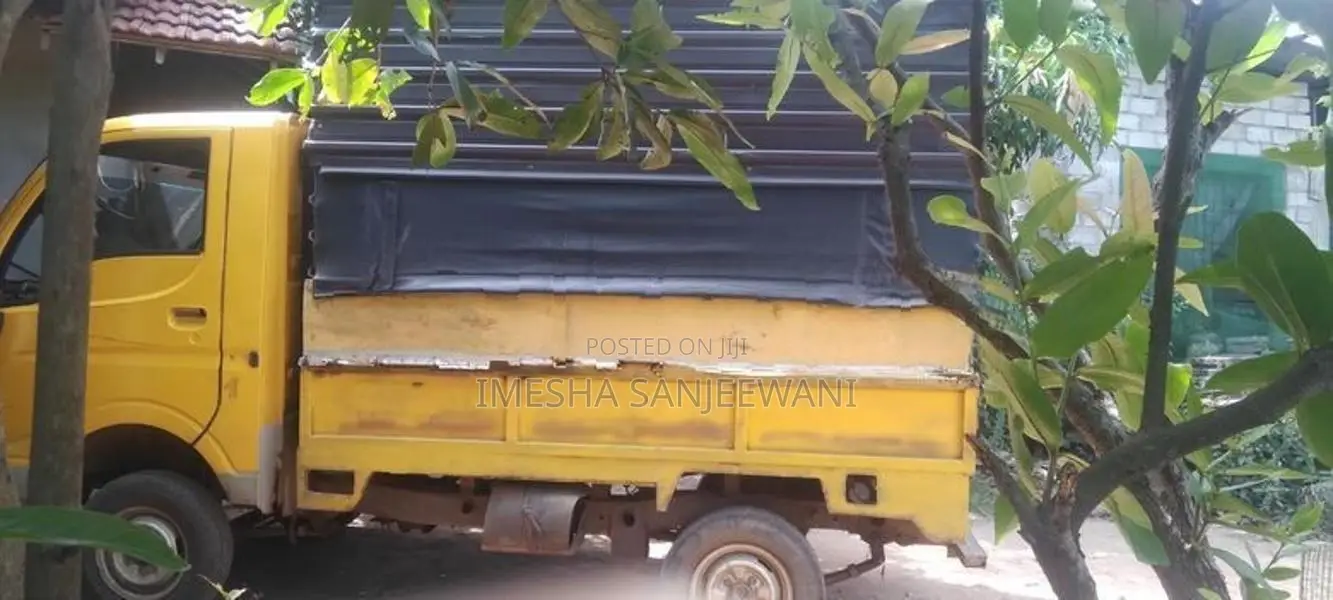 Tata Dimo Batta Zx 2011