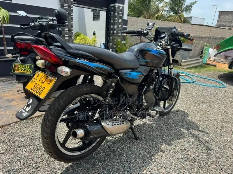 Bajaj Discover 2010