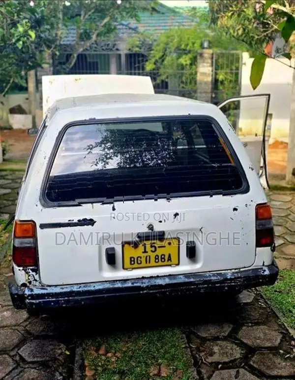 Nissan Sunny 1985
