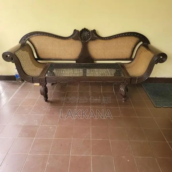 Old Kavichiya Chair