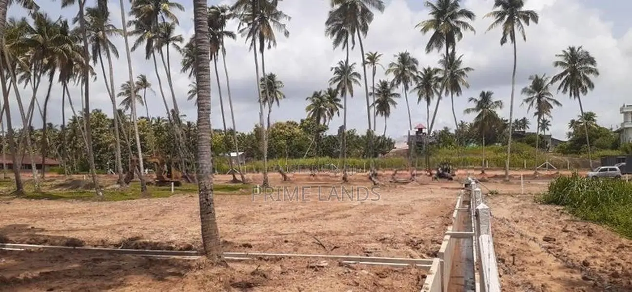 කුරුණෑගල පුත්තලම් පාරෙන් පදිංචියට ඉඩමක්