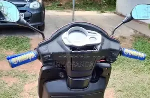 Mahindra Gusto 2015
