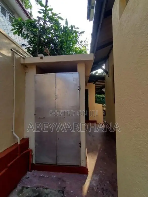 House for Sale Wickramasinghapura Battaramulla