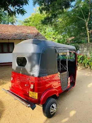 Bajaj RE 2014