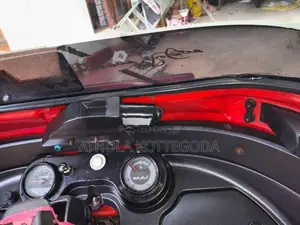 Bajaj RE 2015
