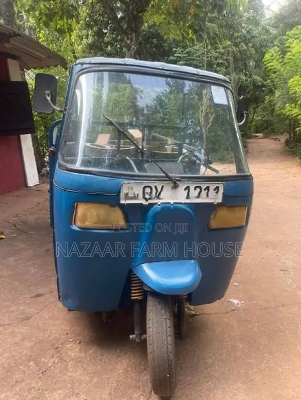 SENARO Three Wheeler 2010