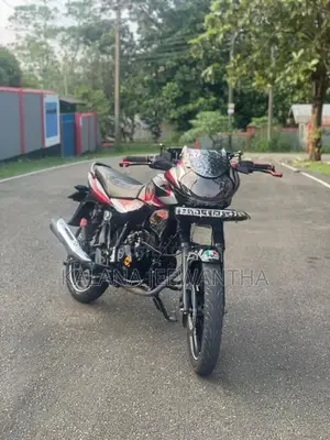 Bajaj Discover 125 2023
