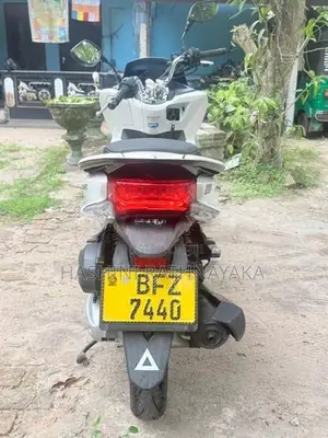 Honda PCX 2016
