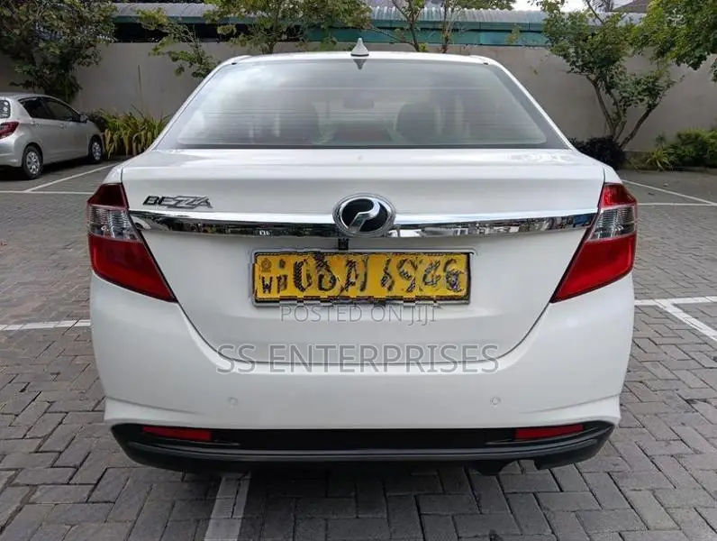 Perodua Bezza 2018