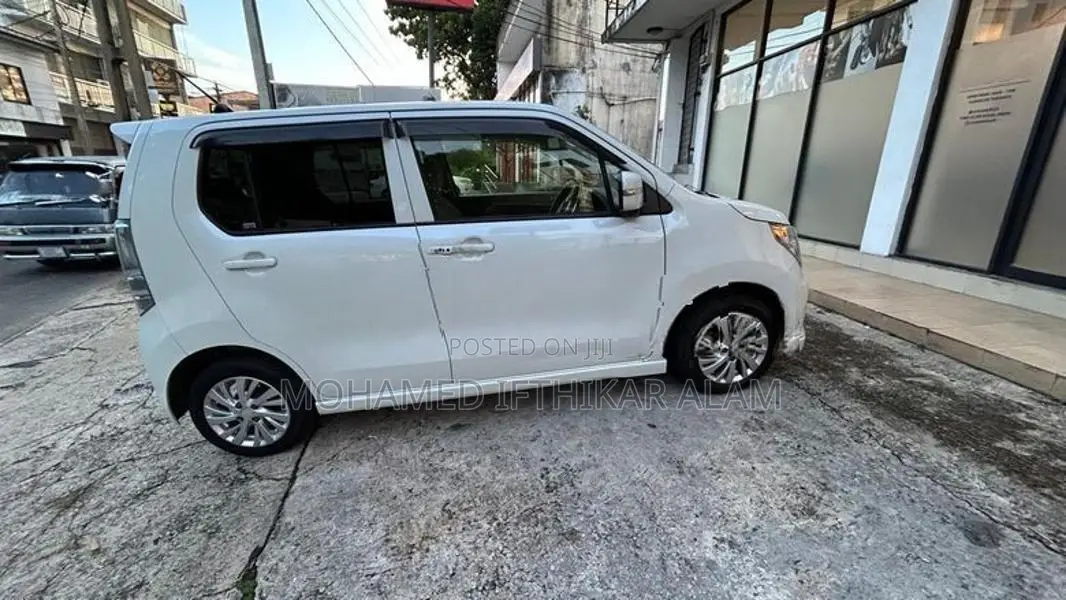 Suzuki Wagon R 2015