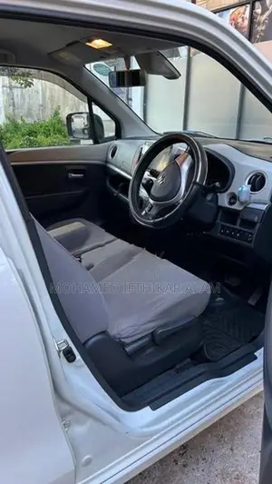 Suzuki Wagon R 2015