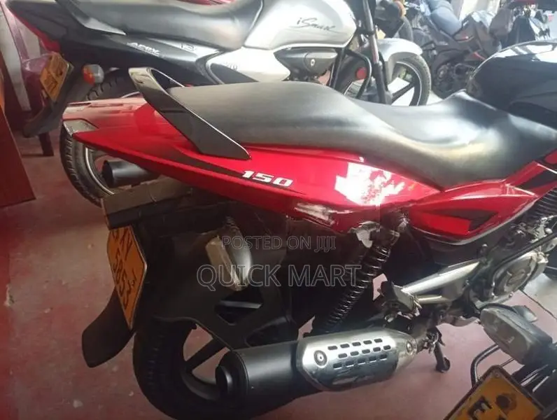 Bajaj Pulsar 150 2013