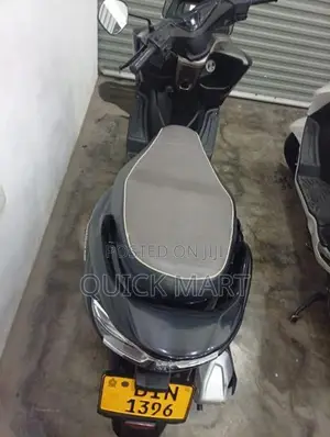 Suzuki Burgman 2020