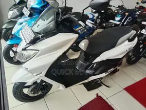 Suzuki Burgman 2020