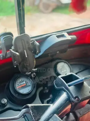 Bajaj RE 2015