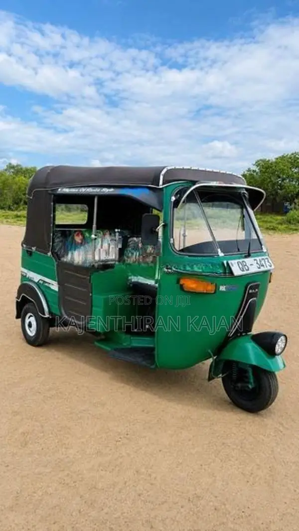 Bajaj RE 2005