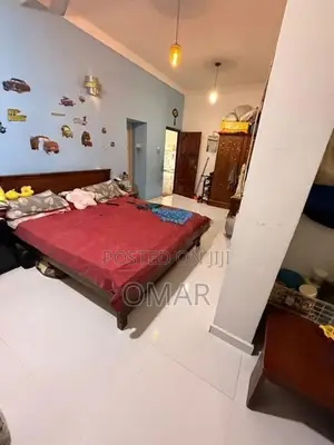 8 Bedroom Luxury House for Sale at Colombo 05
